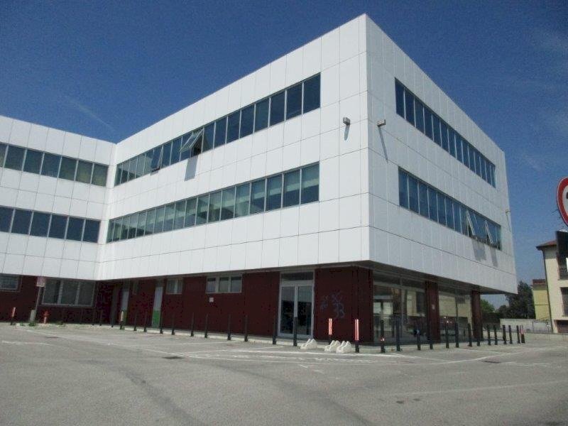 Negozio Occhiobello - foto 1