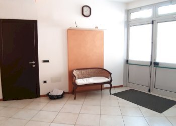 Negozio Ferrara - foto 2