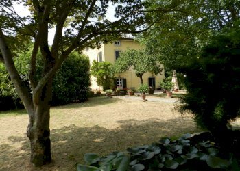 villa in vendita a lucca (15).JPG - Villa Via Vicinale dell'Acquedotto 102, Capannori - foto 5