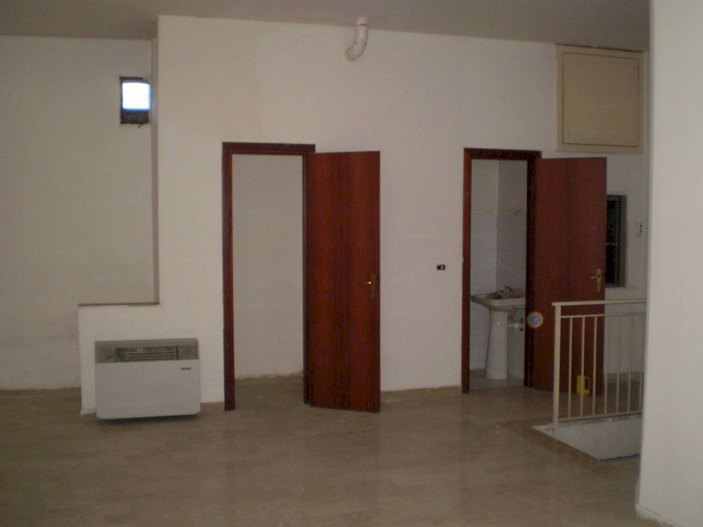 locale commerciale - Negozio via Cerza, San Giorgio del Sannio - foto 2