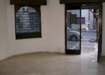 san giorgio del sannio - Negozio via Cerza, San Giorgio del Sannio - foto 8