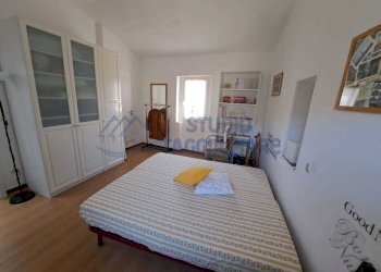 7fc13eaf-f36f-4e75-96c5-8185a63df70b.jpg - Porzione di casa Via Castello, Montalto Carpasio - foto 9