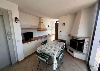 Four-room apartment VIA TURATI 3, Erba - photo 5