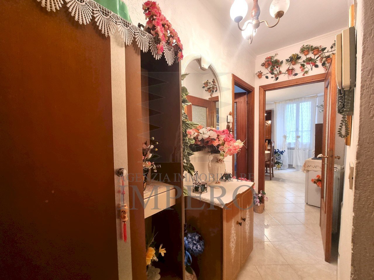 ingresso - Trilocale Via Giuseppe Garibaldi 28, Ventimiglia - foto 3