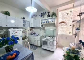 cucina - Trilocale Via Giuseppe Garibaldi 28, Ventimiglia - foto 6