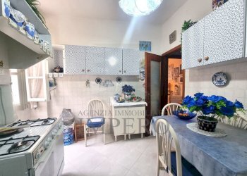 cucina - Trilocale Via Giuseppe Garibaldi 28, Ventimiglia - foto 8