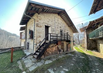 Rustic Borgata Sarnaud, Valmala - photo 1
