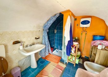 Rustic Borgata Sarnaud, Valmala - photo 13