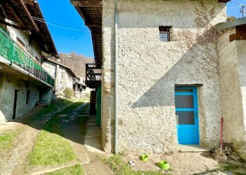 Rustic Borgata Sarnaud, Valmala - photo 15