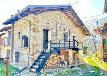 Rustic Borgata Sarnaud, Valmala - photo 16