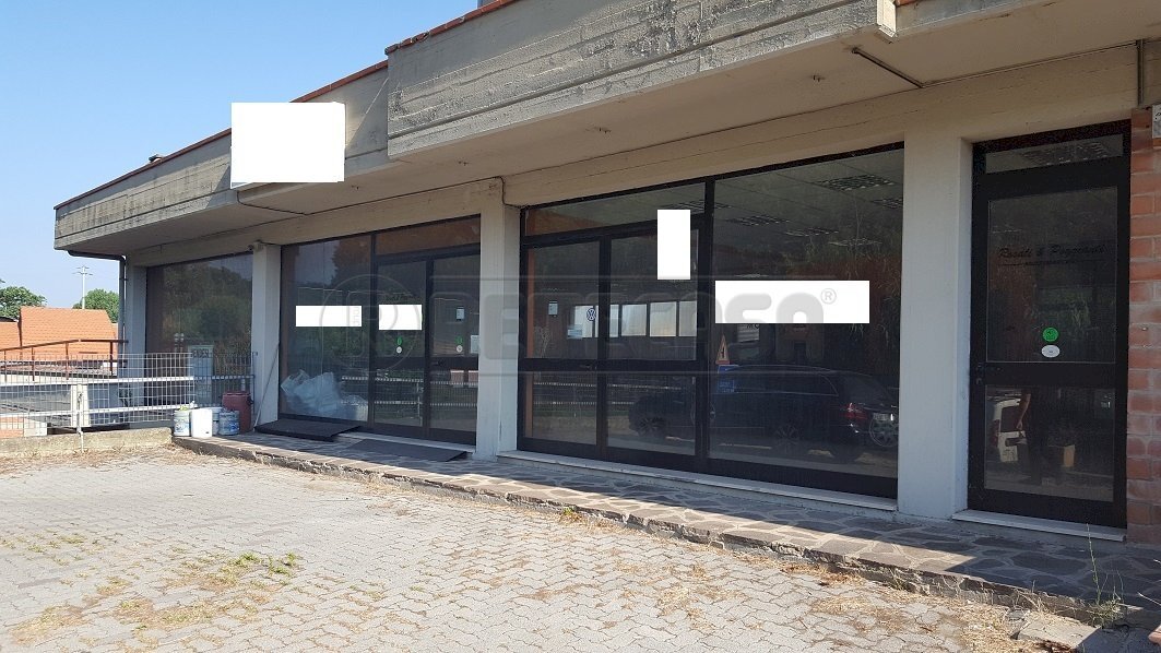 20180711_091712.jpg - Locale Commerciale SS67 354, San Miniato - foto 1