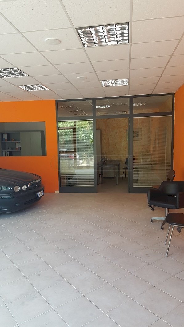 20180711_091429.jpg - Locale Commerciale SS67 354, San Miniato - foto 2