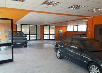 20180711_091434.jpg - Locale Commerciale SS67 354, San Miniato - foto 3