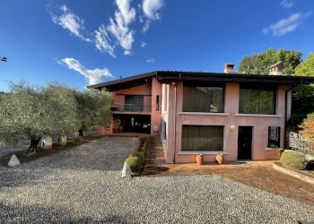 IMG_5045.JPG - Villa Via Lama, Brescia - foto 7