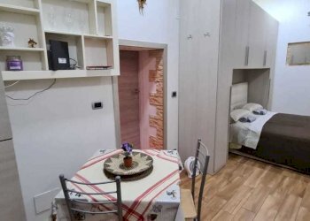 1b1f6ec7-92ea-4157-b1db-c4681e5f1413.jpg - One-room apartment VIA TRIESTE, Siracusa - photo 2