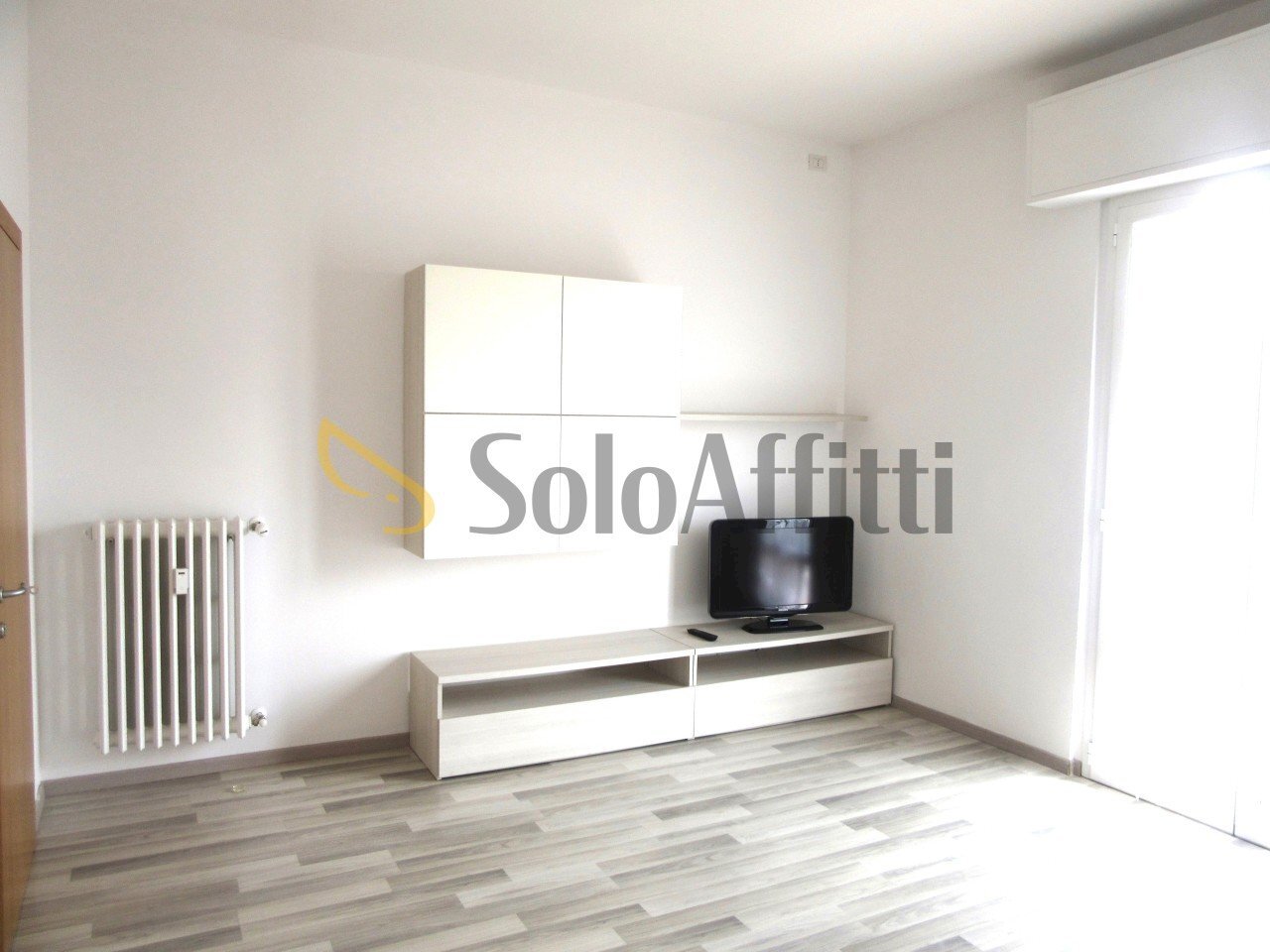 03b salotto.JPG - Quadrilocale VIA BATTISTI 12, Sesto Fiorentino - foto 3