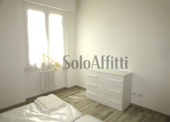 05e camera matrimoniale.JPG - Quadrilocale VIA BATTISTI 12, Sesto Fiorentino - foto 13