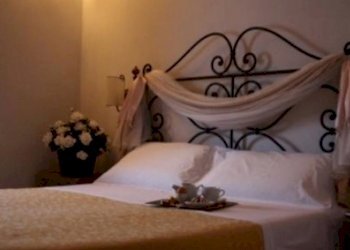 whine-bar-fox_le-camere3.jpg - Albergo - Struttura ricettiva de gasperi, Bagni di Lucca - foto 5