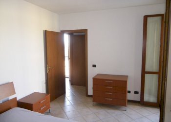 camera da letto - Bilocale Reggio nell'Emilia - foto 9
