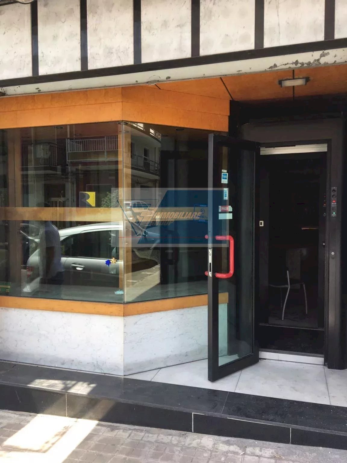 Negozio Via Roma, Solarino - foto 2