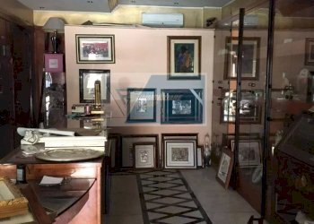 Negozio Via Roma, Solarino - foto 7