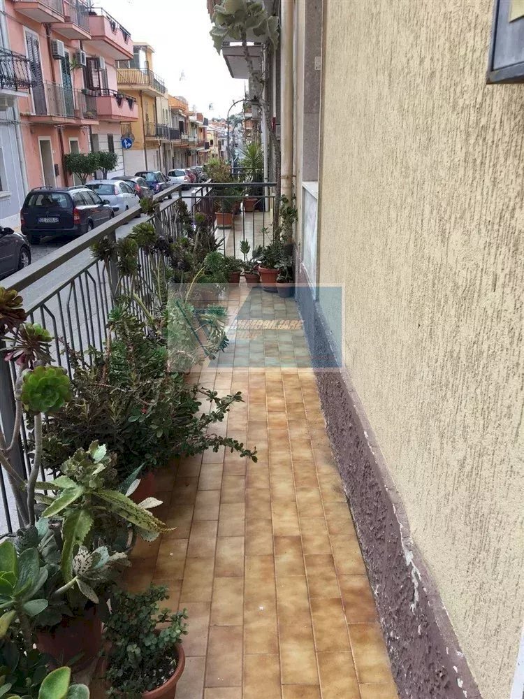 Three-room apartment Via Benedetto Croce, Siracusa - photo 2