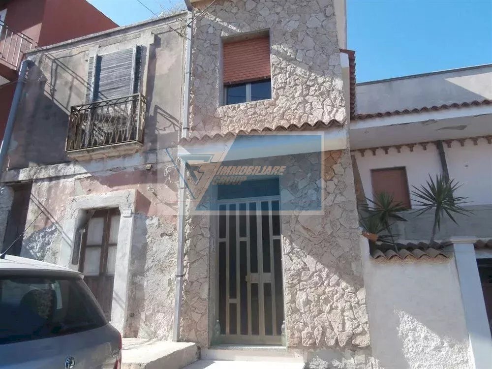 Three-room apartment Via Poggio del Carancino, Siracusa - photo 1