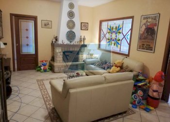 Appartamento Via Assoro, Melilli - foto 1