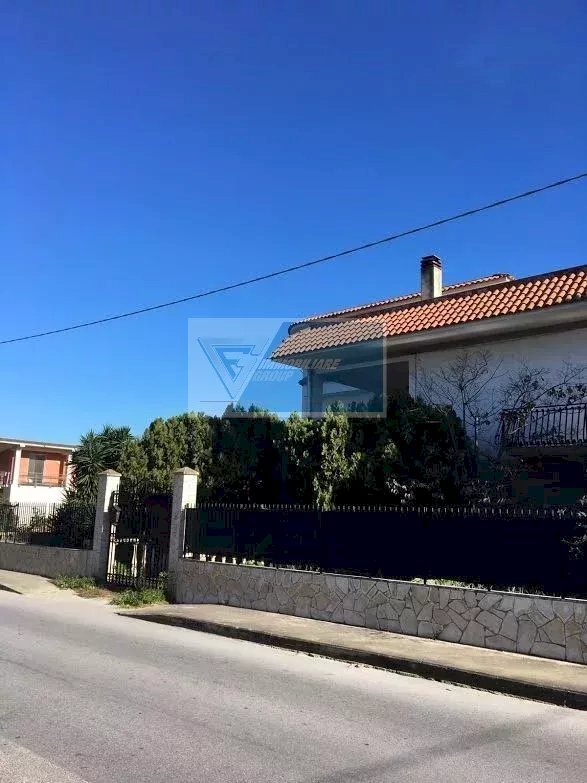 Villa Viale Edoardo Garrone, Melilli - photo 2