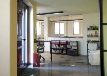 Magazzino via liguria, Pogliano Milanese - foto 4