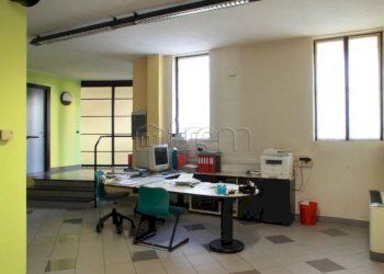 Magazzino via liguria, Pogliano Milanese - foto 5