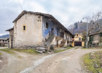 Portion of a house Via Paesana, 25, Barge - photo 3