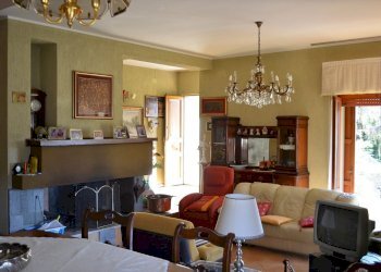 10 (Copia).jpg - Villa Aulla - foto 10