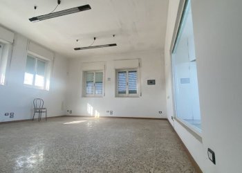 IMG_3972.jpg - Azienda agricola Strada Statale 16 Adriatica 105, Ostuni - foto 9