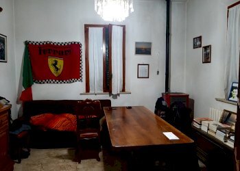 5a.jpg - Portion of a house SP301 54, Castiglione del Lago - photo 5