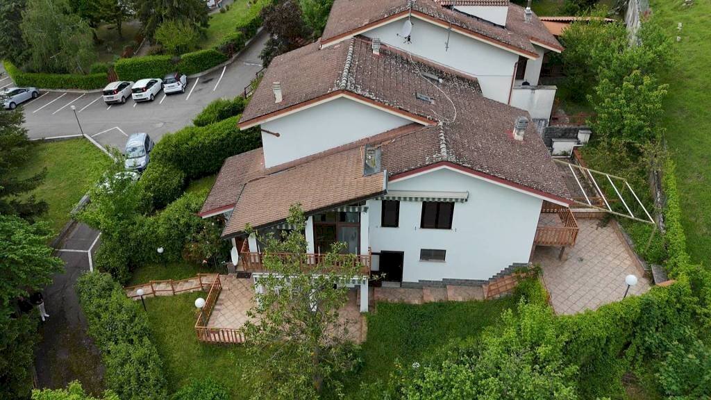 VILLA A SCHIERA - Villa San Sebastiano Curone - foto 1