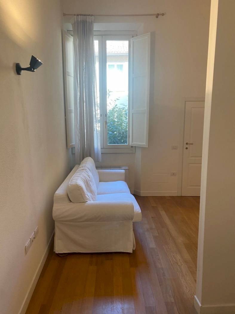 soggiorno - Appartamento via de' Carbonesi, Bologna (zona Costa Saragozza) - foto 1