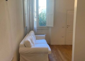 soggiorno - Appartamento via de' Carbonesi, Bologna (zona Costa Saragozza) - foto 1
