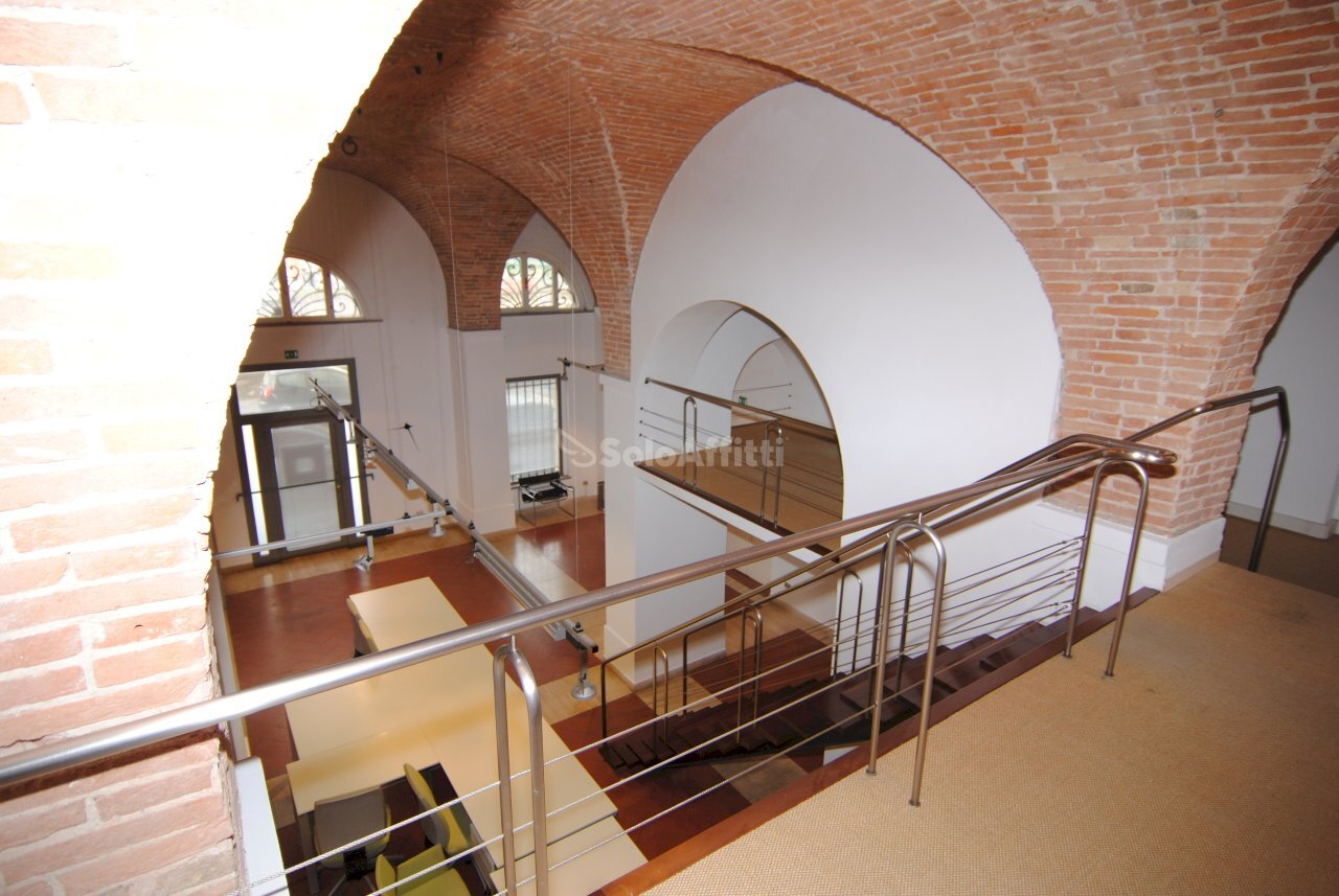 VISTA DA PRIMO LIVELLO - Commercial Premises Livorno - photo 1