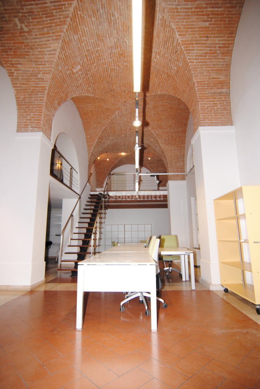 OPEN SPACE - Commercial Premises Livorno - photo 3