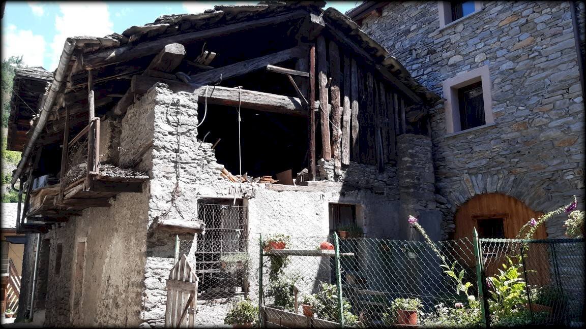 Rustic via Paravet, 44, Villeneuve - photo 1