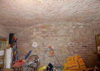 Cantina in mattone a vista - Villa strada della Madonnalta, Acqui Terme - foto 20