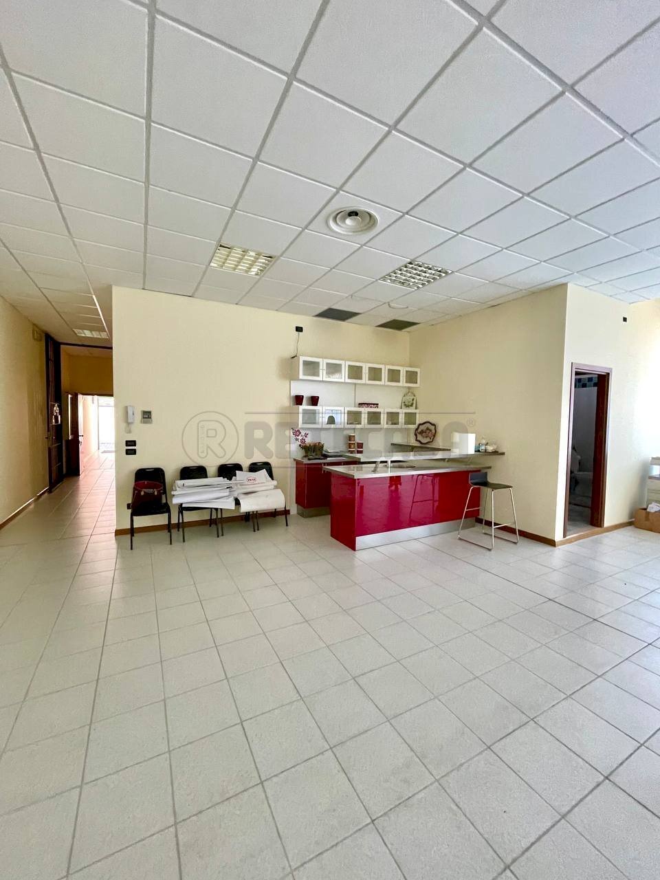 Commercial Premises Corso G. Matteotti 52, Montecchio Maggiore - photo 3