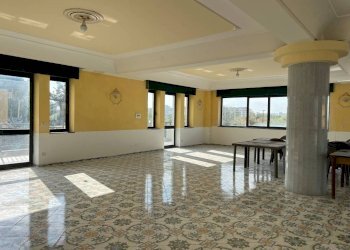 Interno non residenziale - Negozio via Carafa, Cercola - foto 4