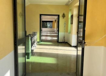 Interno palazzo - Negozio via Carafa, Cercola - foto 9