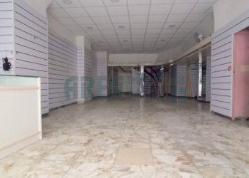 IMG_20220224_143918.jpg - Locale Commerciale Via Ospedale 18, Imperia - foto 3