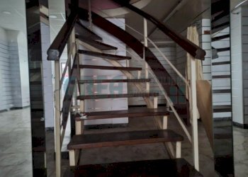 IMG_20220224_144021.jpg - Locale Commerciale Via Ospedale 18, Imperia - foto 6