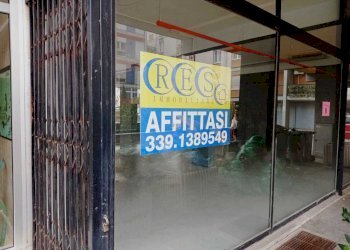 ad3798b6-d0c9-43e3-a6aa-d2ce18a52112.jpg - Commercial Premises via rosmini 14, Trento - photo 1