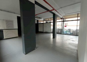 8553f981-3b26-4560-9f4b-1bfcf09e26b0.jpg - Commercial Premises via rosmini 14, Trento - photo 6