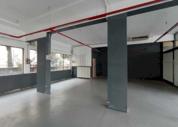 9b448d13-b82a-43d4-a7e0-9ff762fb16b4.jpg - Commercial Premises via rosmini 14, Trento - photo 9